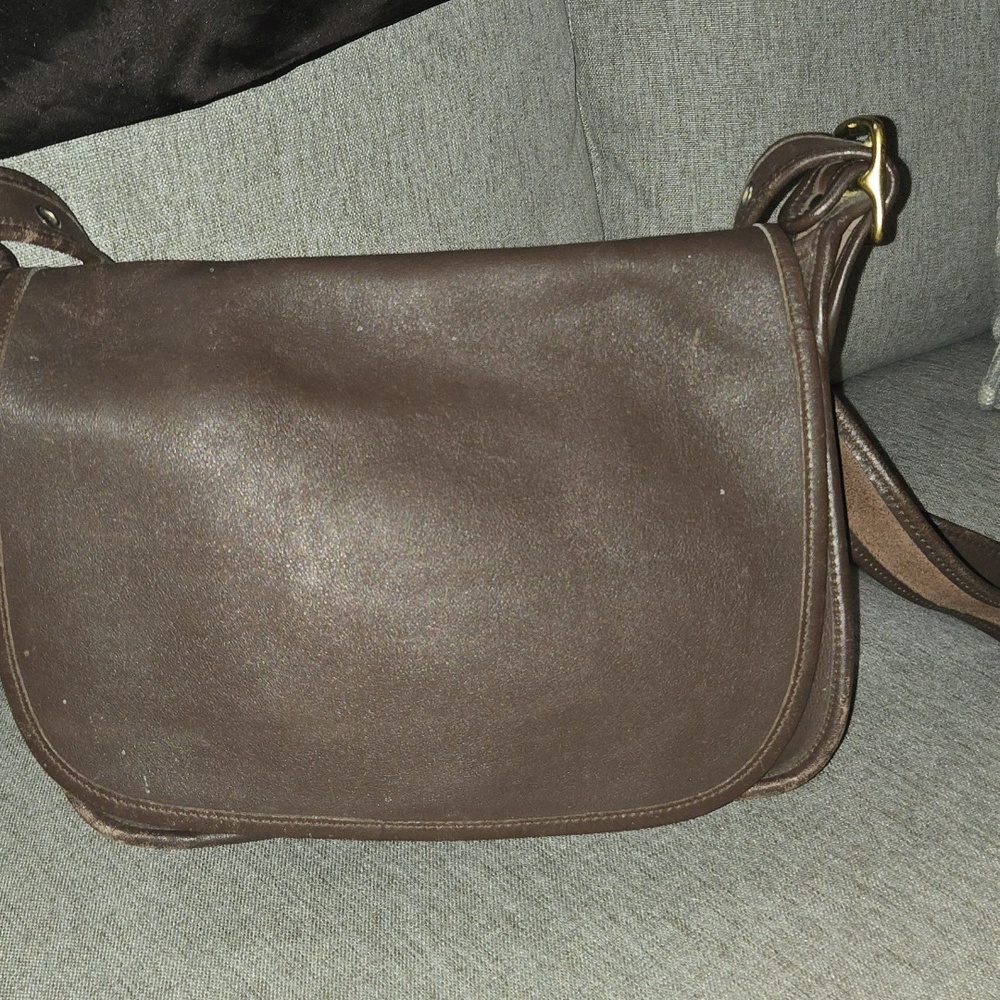 Coach Black Leather Messenger Crossbody with Brass Hardware - Picture 3 of 13